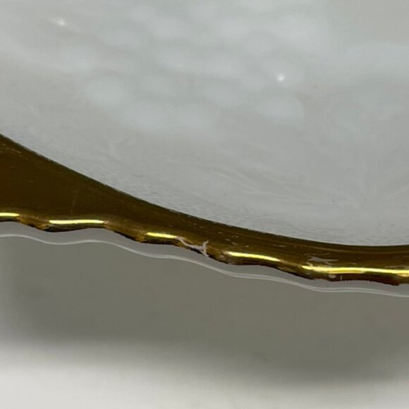 Vintage 1960's Anchor Hocking Milk Glass Grape Patterned Scalloped Serving Bowl - Picture 3 of 14